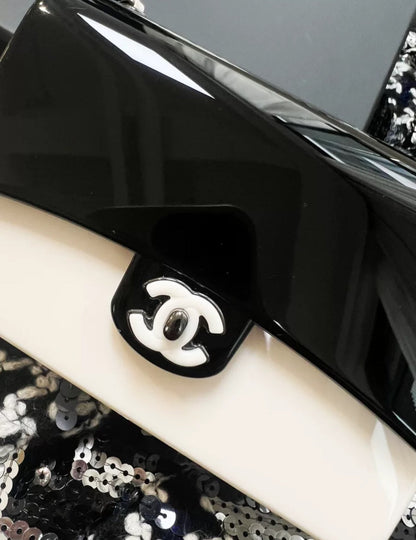 Chanel Luxury Leather Black Handbag Style 6 Rovelle Bags