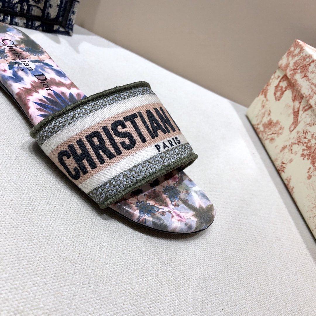 Dior Dway Slides
