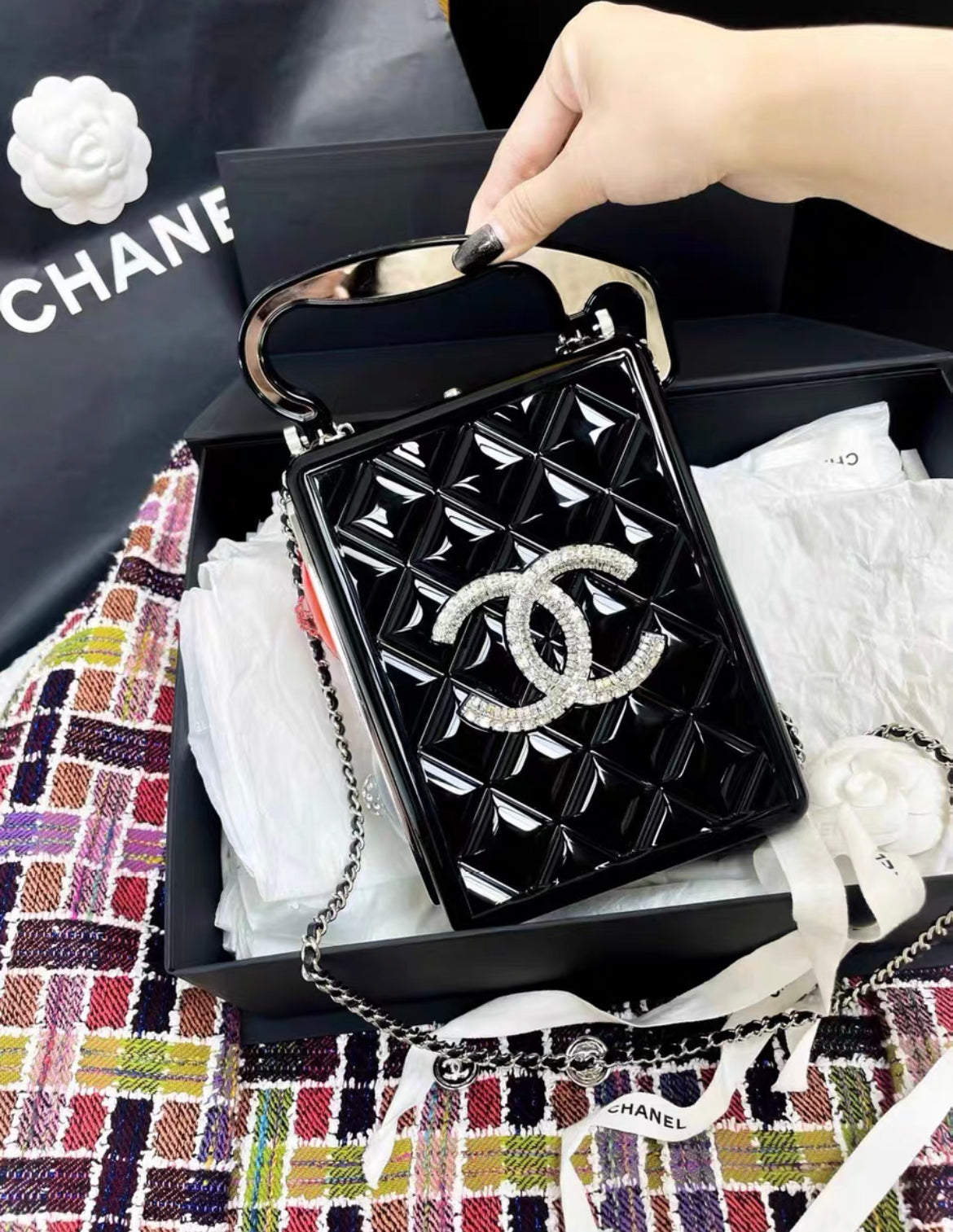Chanel Luxury Leather Silver Handbag Silver Rovelle Bags