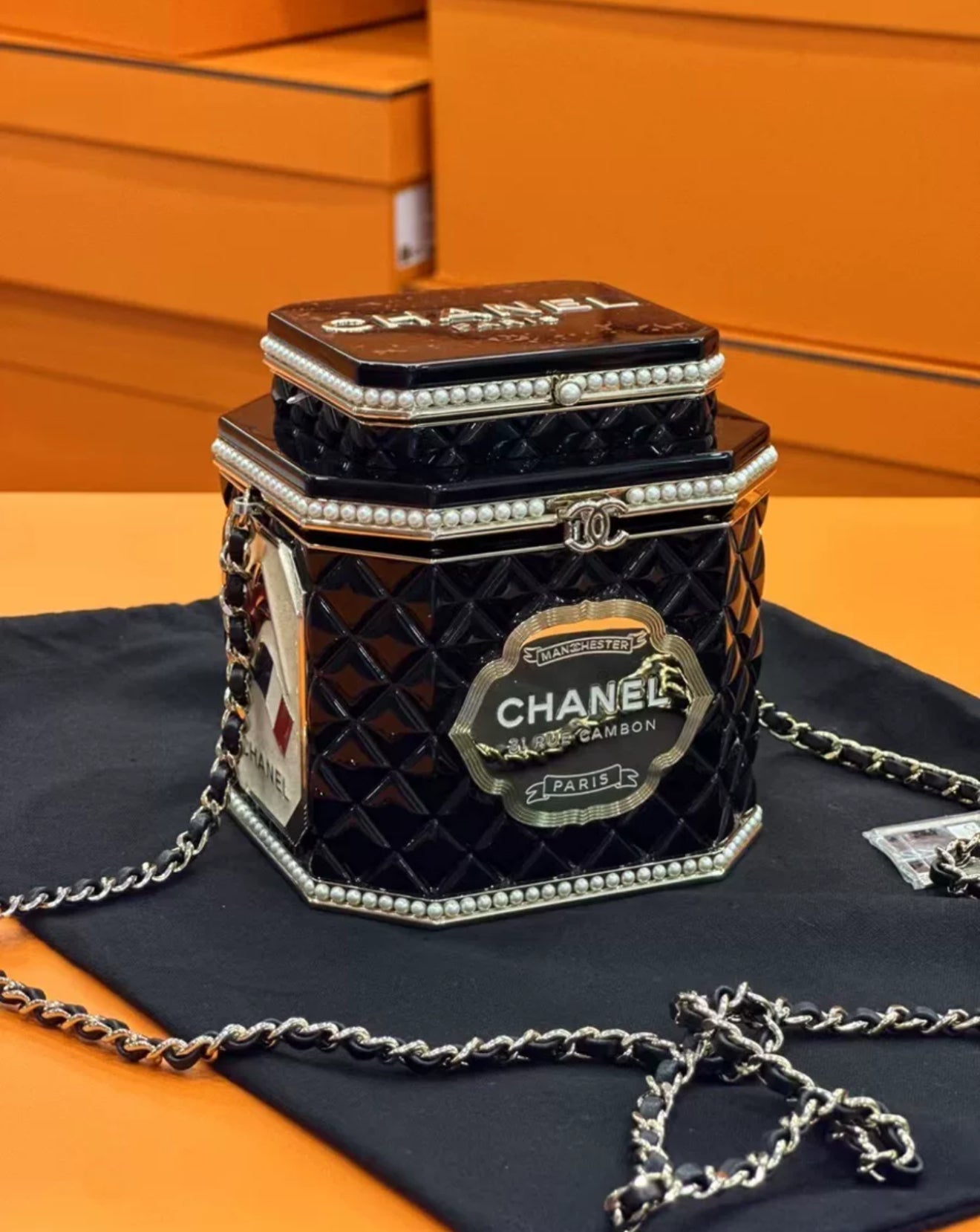Chanel Luxury Leather Black Handbag Black Rovelle Bags