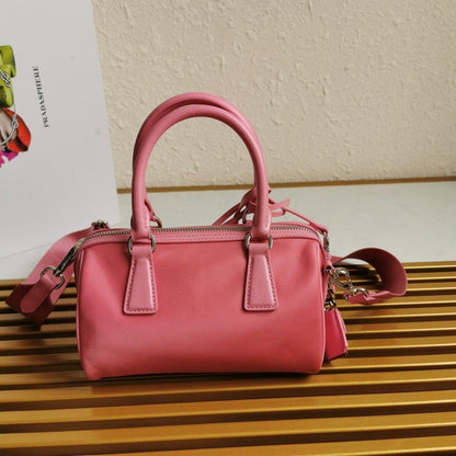 Prada Re-Edition 2005 Nylon Bag