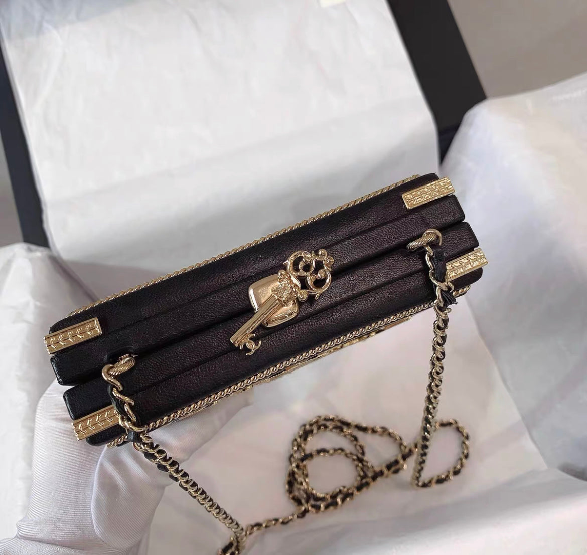 Chanel Luxury Leather Crossbody Rovelle Bags