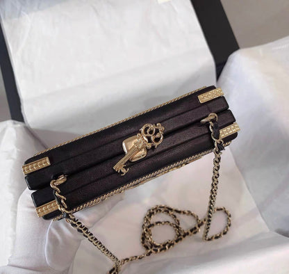 Chanel Luxury Leather Crossbody Rovelle Bags
