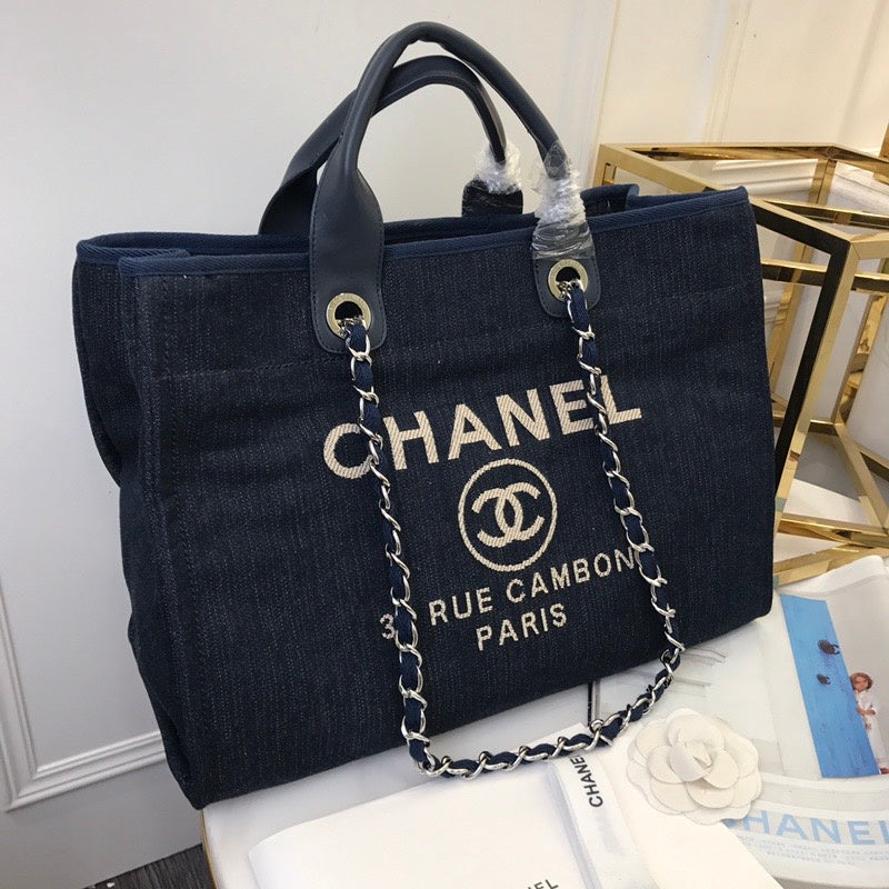 Chanel Luxury Handbag Style 555 Rovelle Bags