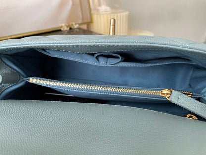 Chanel Luxury Handbag Style 654 Rovelle Bags