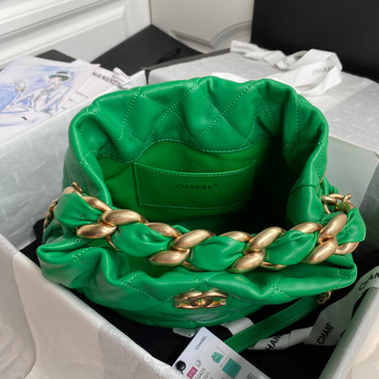 Chanel Luxury Handbag Style 622 Rovelle Bags