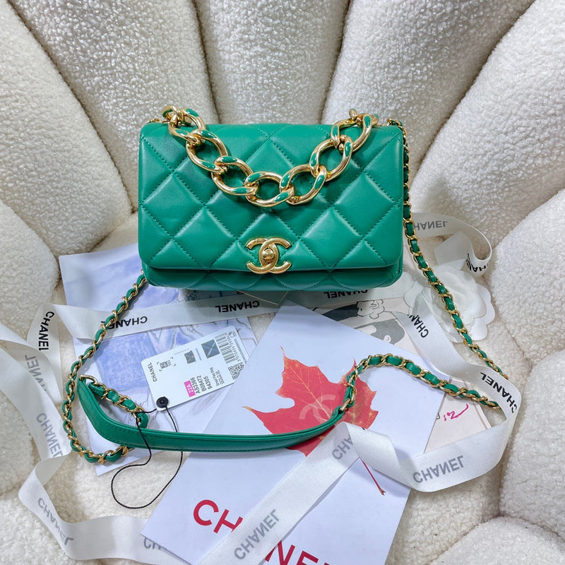 Chanel Luxury Handbag Style 426 Rovelle Bags