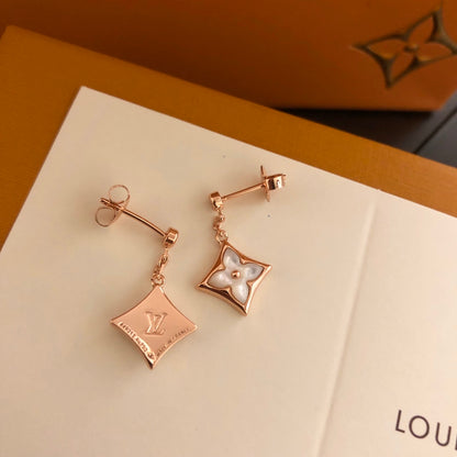 Rhombus-Shaped Floral Natural White Mother-of-Pearl and Diamond Earrings