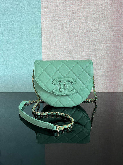 Chanel Luxury Handbag Style 79 Rovelle Bags