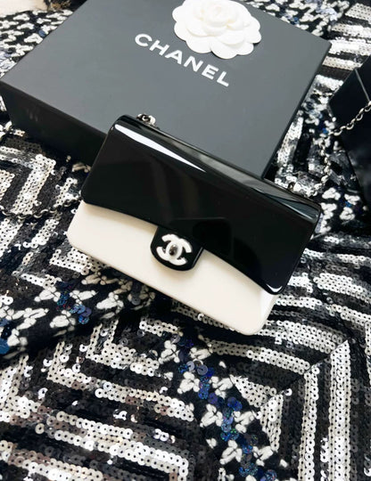 Chanel Luxury Leather Black Handbag Style 6 Rovelle Bags