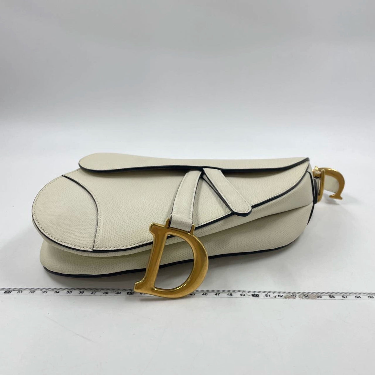 Dior Saddle Medium 2019 White Grained Leather Handbag Rovelle Bags