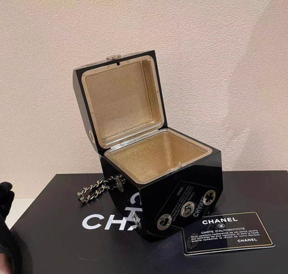 Chanel Luxury Leather Black Handbag Style 11 Rovelle Bags