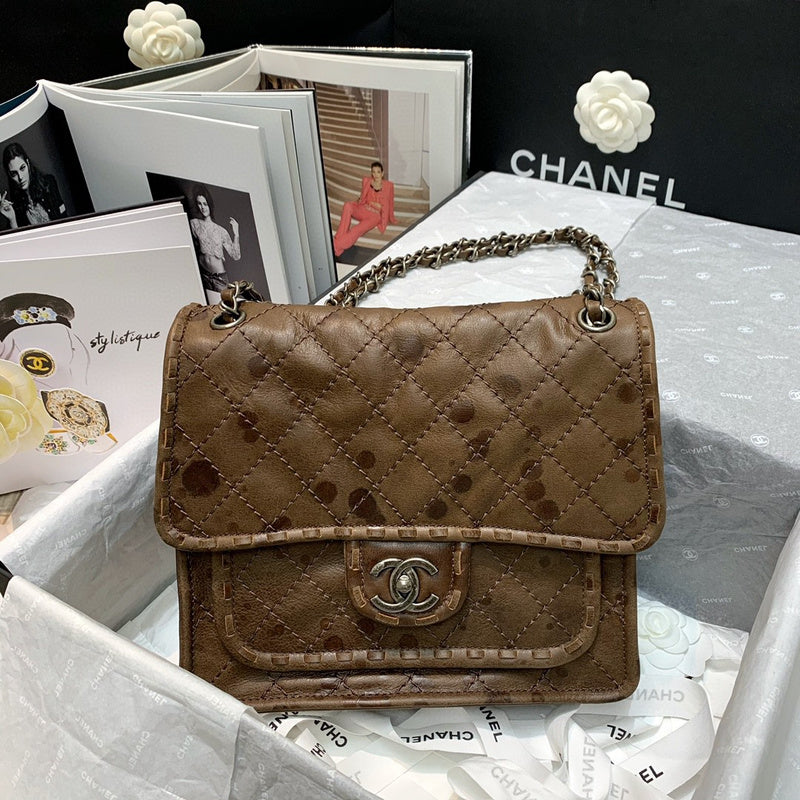 Chanel Luxury Handbag Style 591 Rovelle Bags