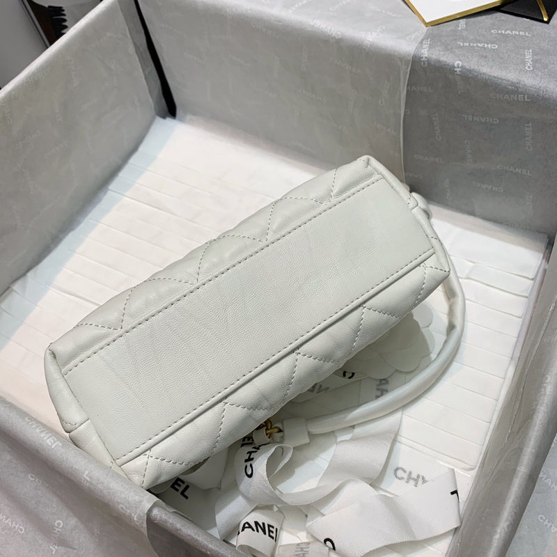 Chanel Luxury Handbag Style 612 Rovelle Bags
