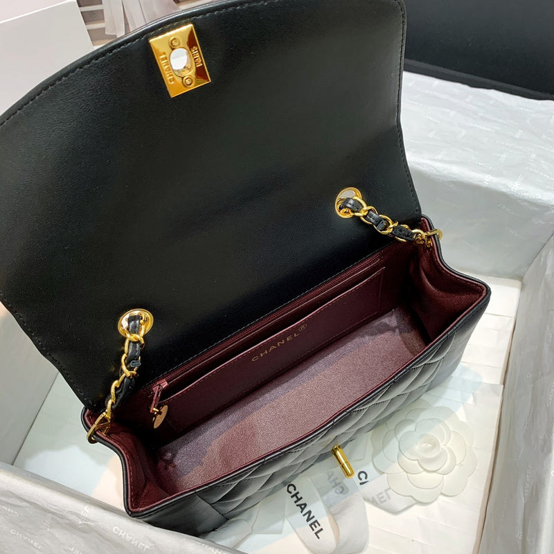Chanel Luxury Handbag Style 619 Rovelle Bags