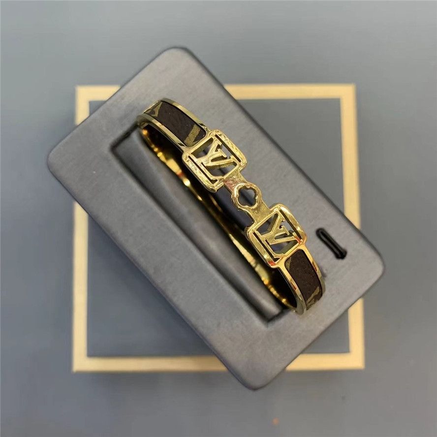 Fashion Retro VL diamond  bracelet