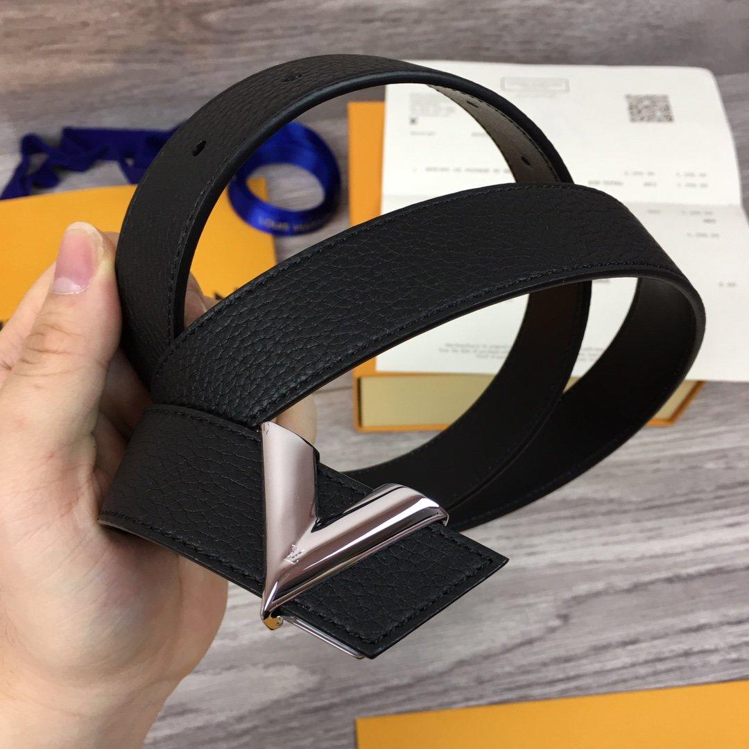 Leather Belt Louis Vuitton