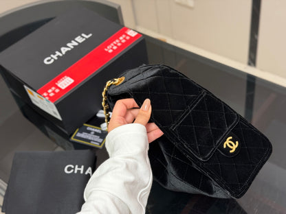 High-End Women's Fashion Handbags-17