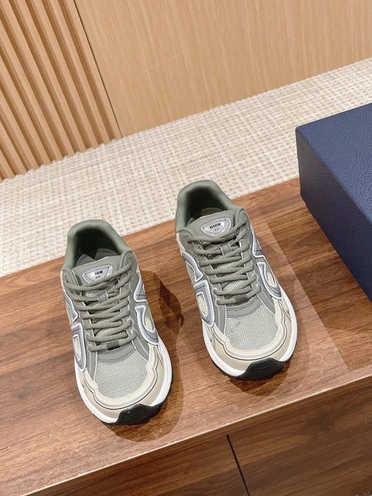 Christian B30 Women Sneakers