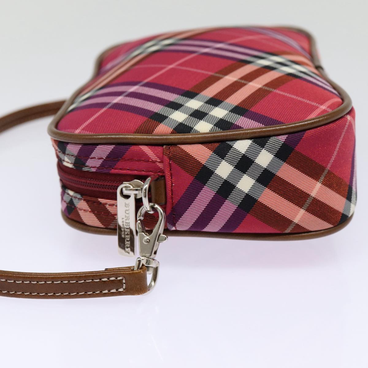 Burberry Nova Label Nylon Red Handbag Style 3