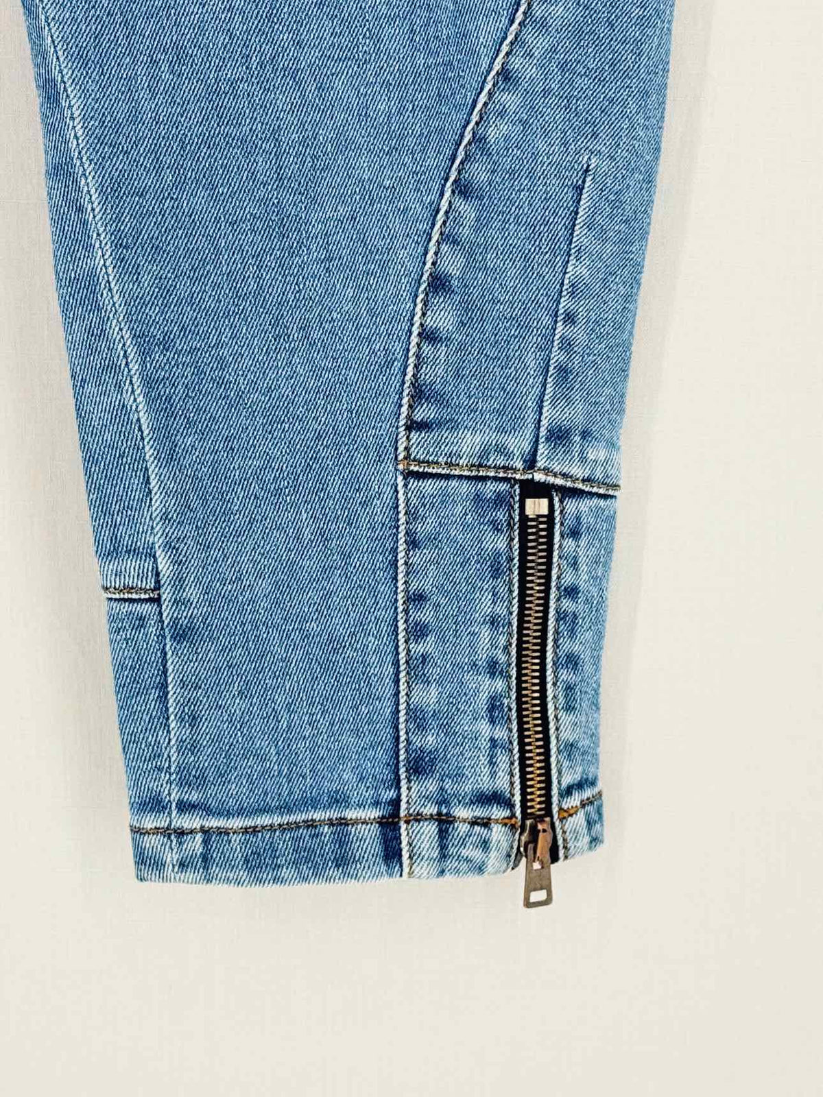 FENDI Crop Blue Size US 2 Jeans Rovelle Bags