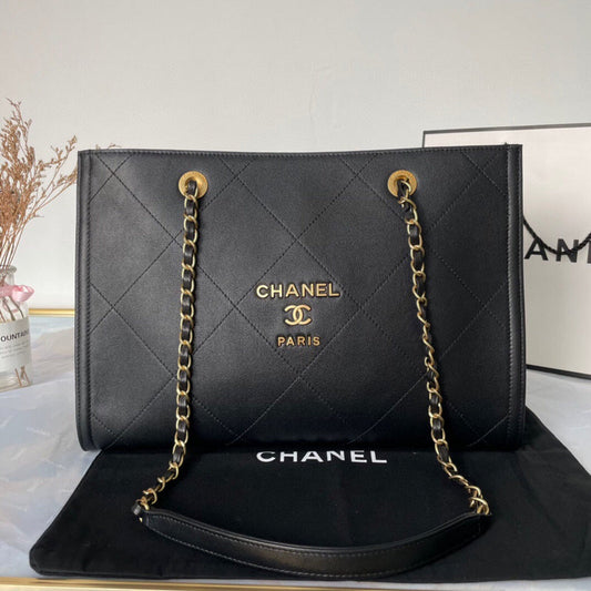Chanel Luxury Handbag Style 81 Rovelle Bags