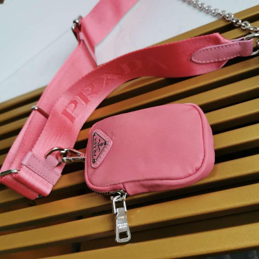 Prada Re-Edition 2005 Nylon Bag