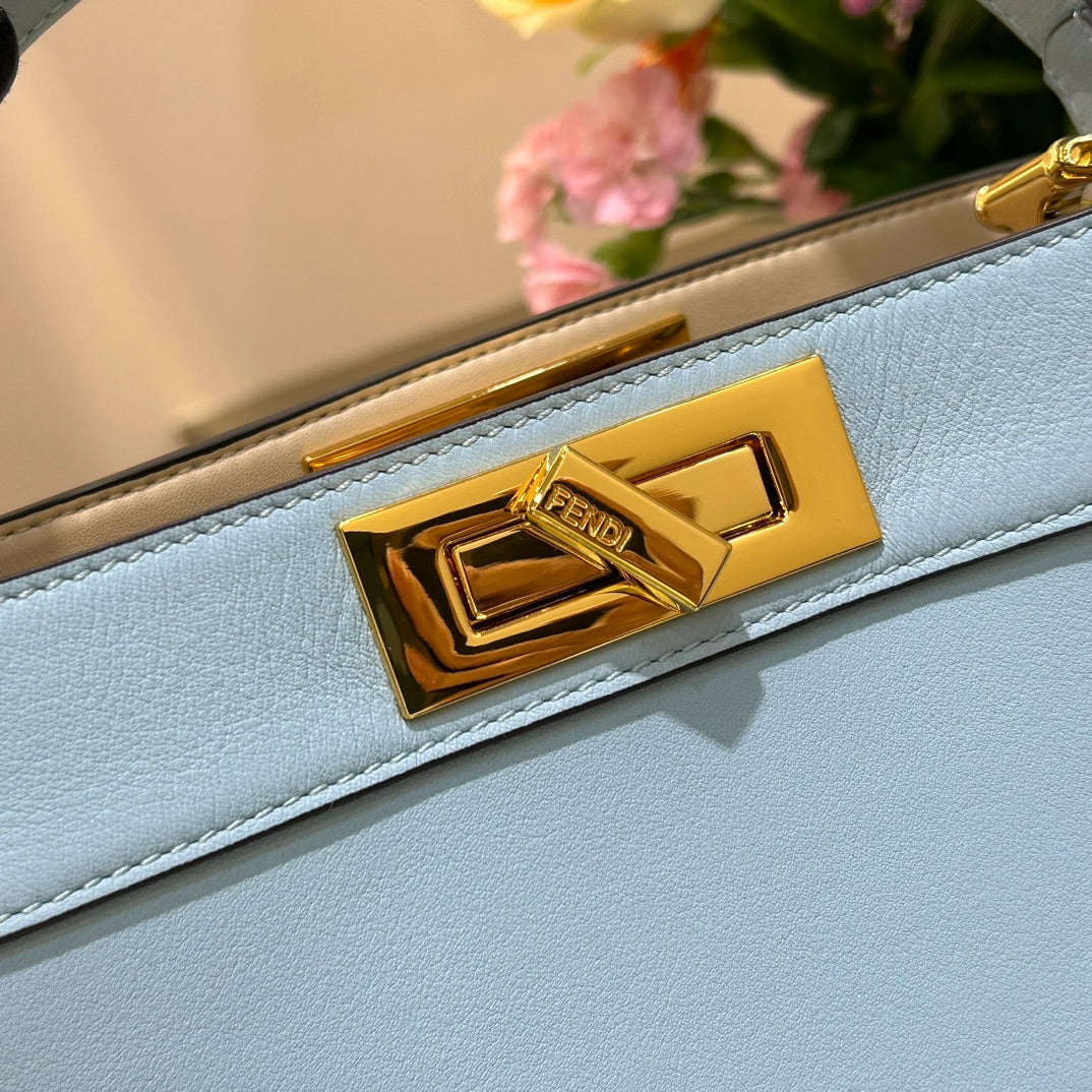 Fendi Peekaboo Medium iseeu Bag