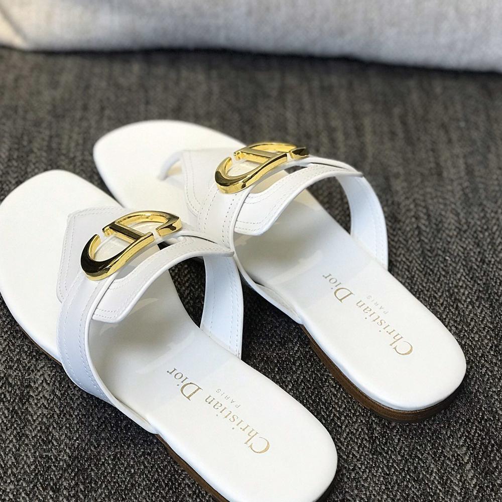 Christian Dior 30 Montaigne Flat Thong Sandals