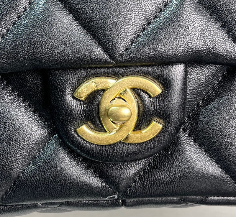 Chanel Luxury Handbag Style 62 Rovelle Bags