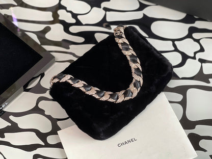 Chanel Luxury Handbag Style 592 Rovelle Bags
