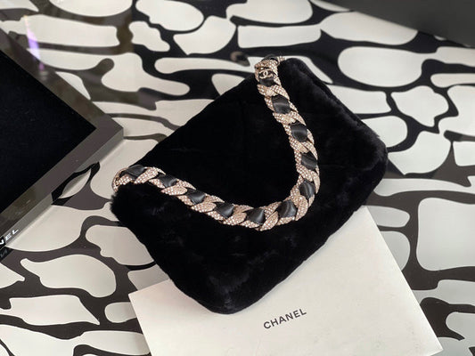 Chanel Luxury Handbag Style 592 Rovelle Bags