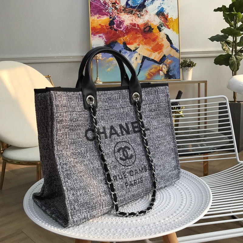 Chanel Luxury Handbag Style 542 Rovelle Bags