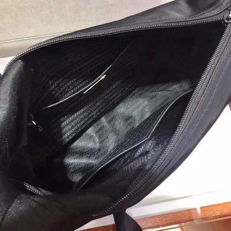 Nylon Re-Edition 2000 Shoulder Bag