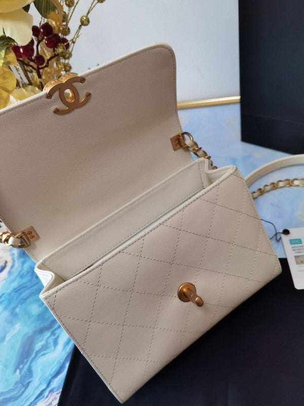 Chanel Luxury Handbag Style 634 Rovelle Bags