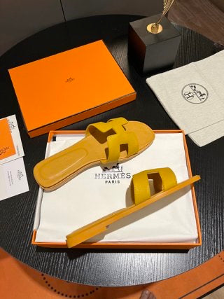 Hermes Oran Sandal