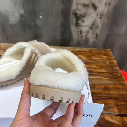 Christian Dior D - Cross Slide