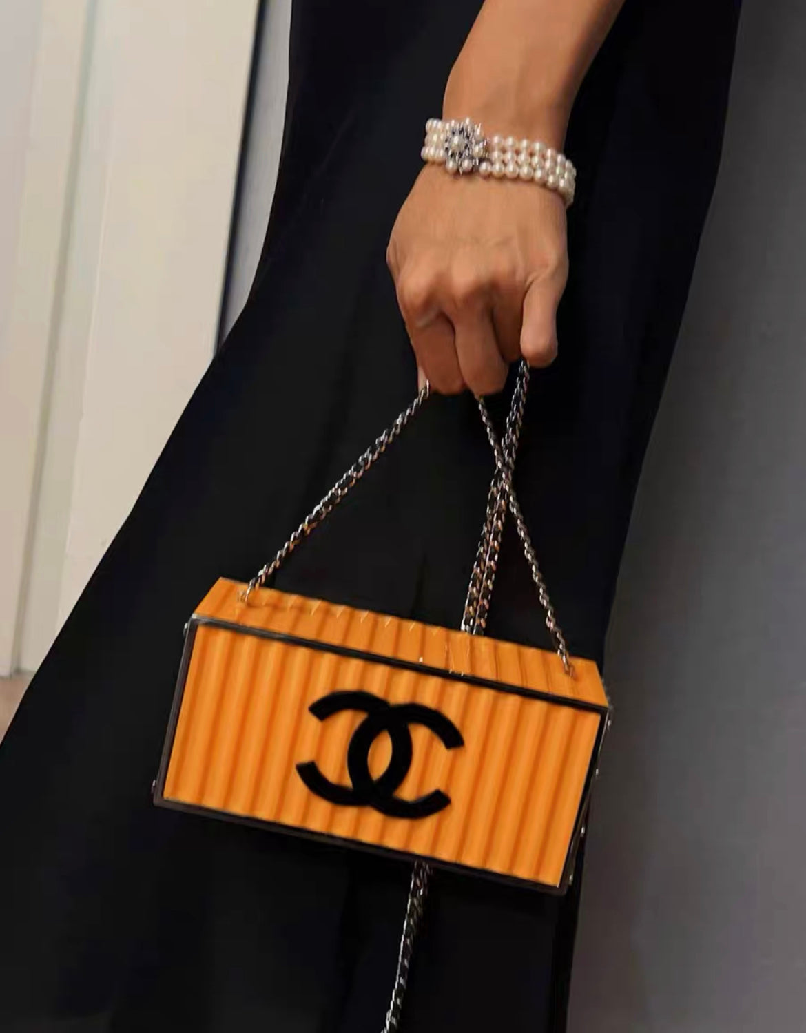 Chanel Luxury Leather Yellow Clutch Rovelle Bags