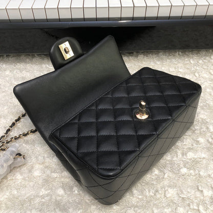 Chanel Luxury Handbag Style 565 Rovelle Bags