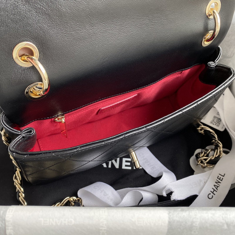 Chanel Luxury Handbag Style 632 Rovelle Bags