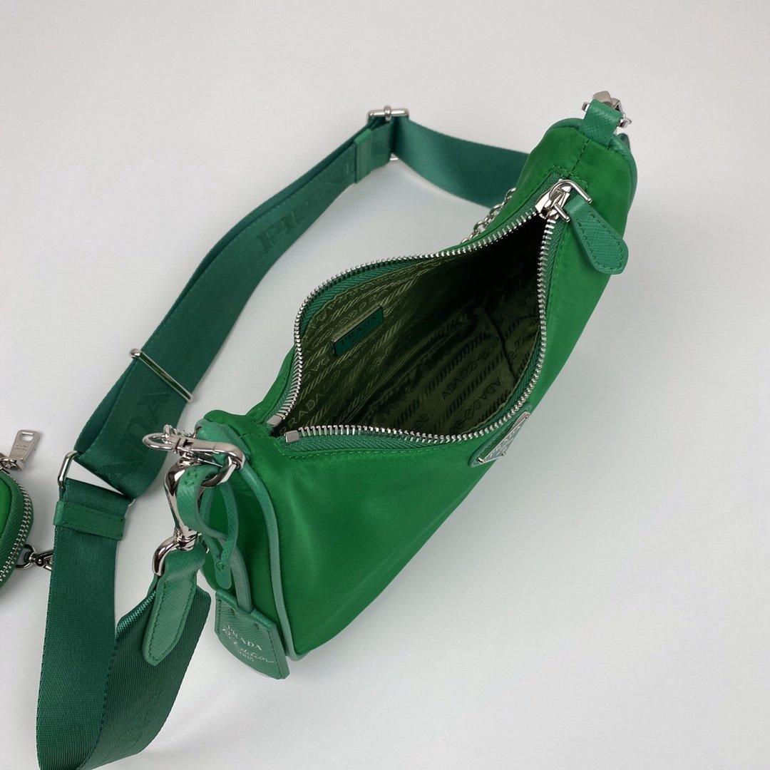 Prada Re-Edition 2005 Nylon Bag