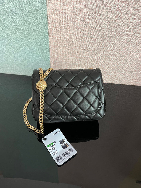 Chanel Luxury Handbag Style 69 Rovelle Bags