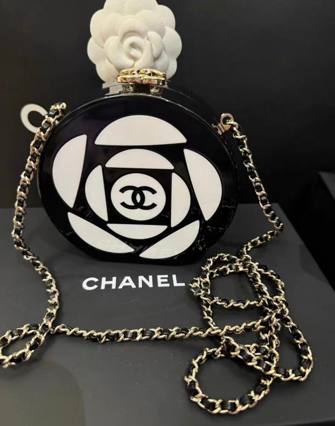 Chanel Luxury Leather Black Clutch Style 9 Rovelle Bags
