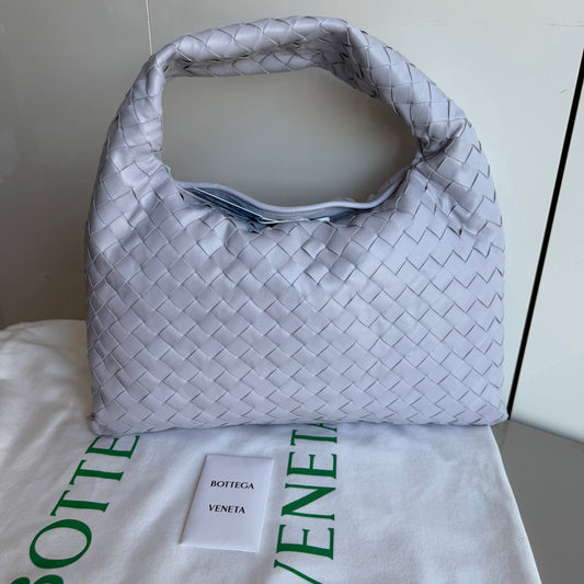 Bottega Veneta Hop Hobo Small Leather Oyster Purple