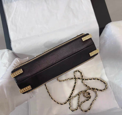 Chanel Luxury Leather Crossbody Rovelle Bags