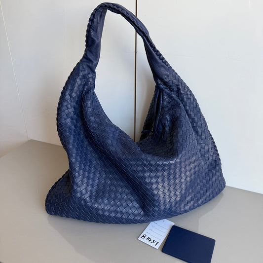 Bottega Veneta Veneta Hobo Maxi Navy Intrecciato Leather 51cm
