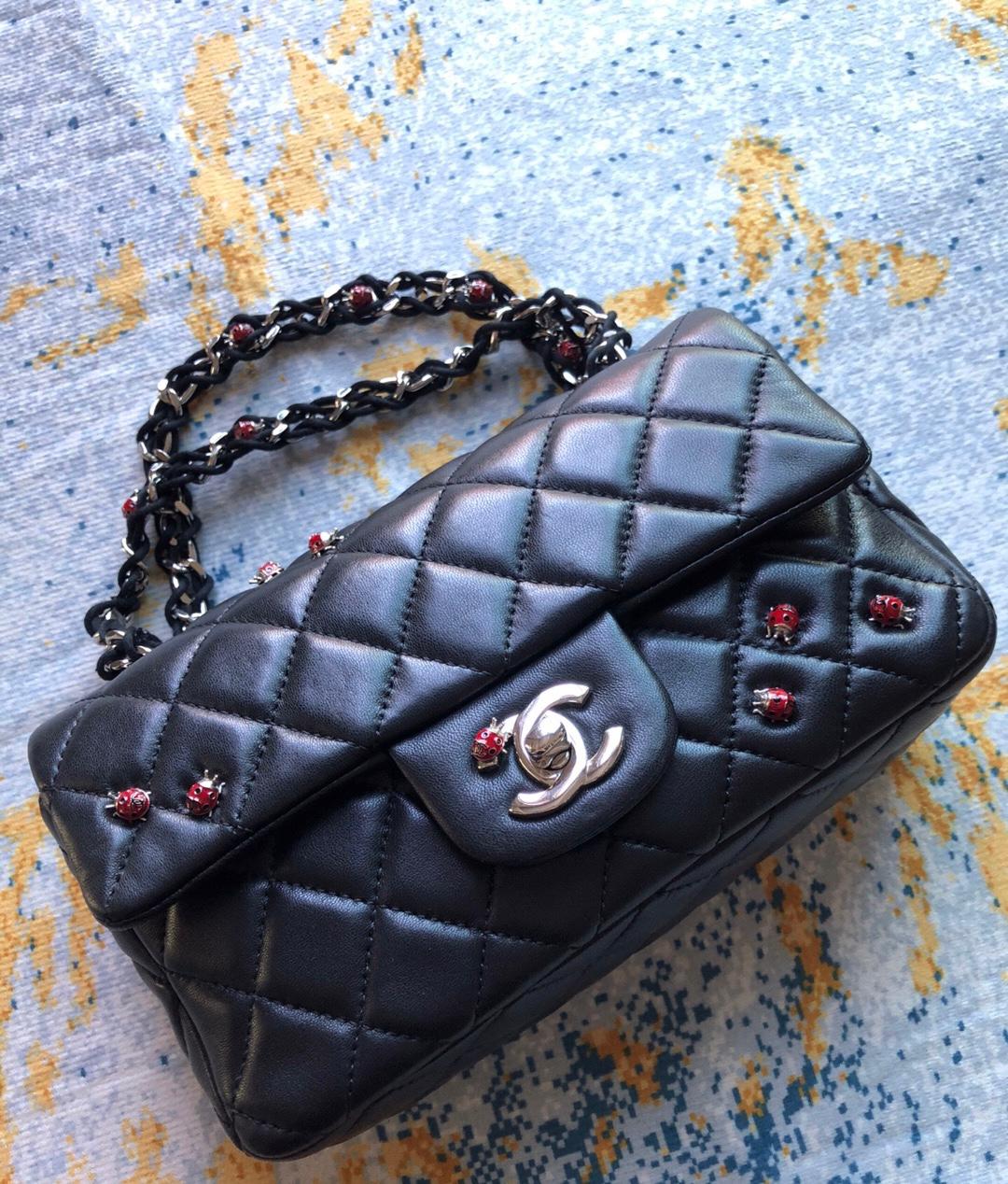 Chanel Luxury Leather Shoulder Bag Rovelle Bags