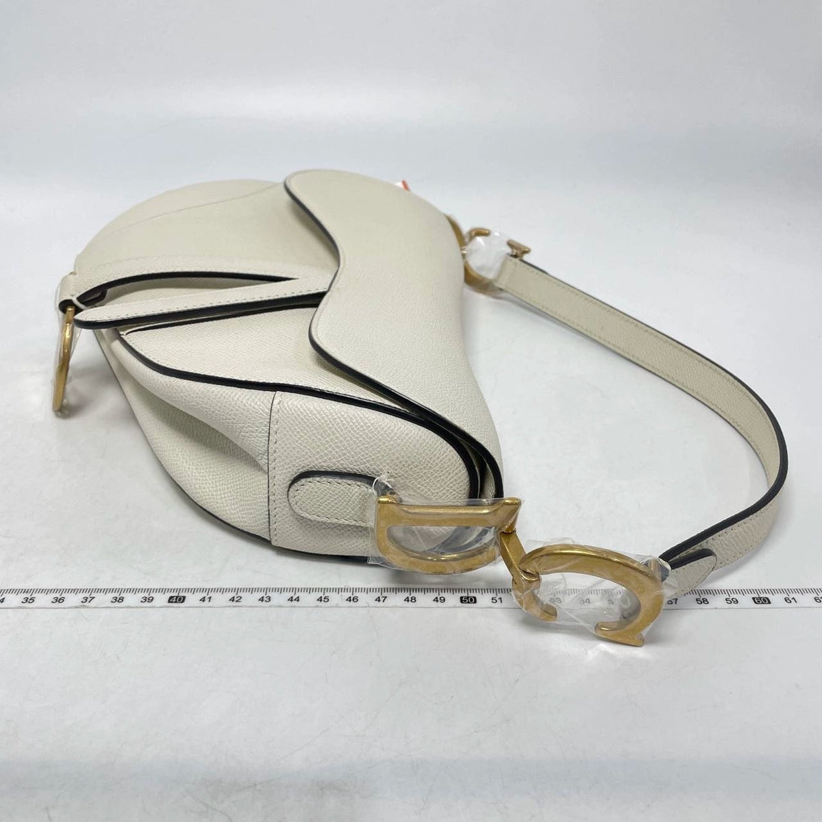 Dior Saddle Medium 2020 Grained Leather Handbag White Rovelle Bags