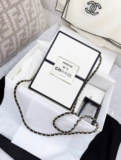 Chanel Luxury Leather Black Clutch Style 6 Rovelle Bags