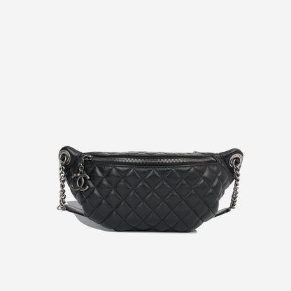 Chanel Luxury Lambskin Black Handbag Style 11 Rovelle Bags